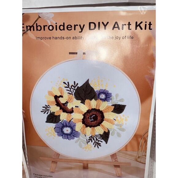 3 Coordinating Sunflowers Design Handwork Embroidery Kits Instructions NEW - Picture 3 of 7